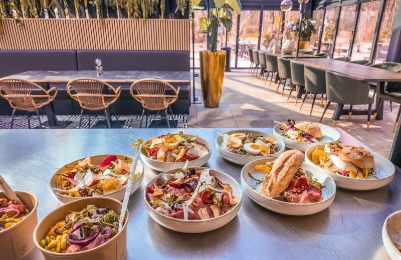 Nieuwe menukaart bij het restaurant